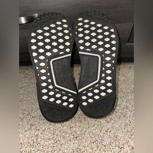 NWOT Men’s Adidas NMDs - Picture 4 of 5